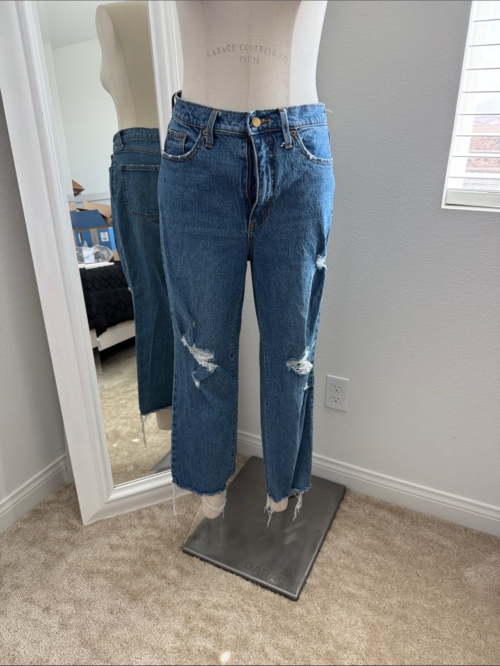 High-Rise Distressed Blue Women's Jeans